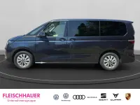 Gebraucht VW Multivan Life 150 PS (110 kW) 2025 Starlight blue metallic Van / Kleinbus
