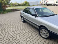Second-hand Audi 80 Basis 90 CP (66 kW) 1990 Argintiu Berlinǎ