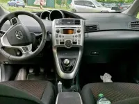 Gebraucht Toyota Verso 129 PS (94 kW) 2010 Silber Van / Kleinbus