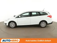 Gebraucht Ford Focus Trend 101 PS (74 kW) 2018 Weiß Kombi