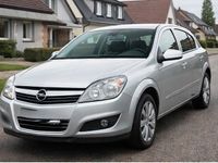 Gebraucht Opel Astra 90 PS (66 kW) 2007 Silber Kleinwagen