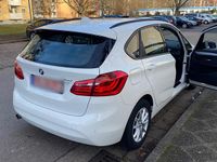 Gebraucht BMW 216 116 PS (85 kW) 2017 Weiß Limousine