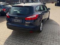 Gebraucht Ford Focus Titanium 101 PS (74 kW) 2014 Blau Limousine