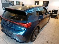 Second-hand Cupra Born 150 kW (204 CP) 2022 Albastru Hatchback