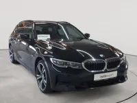 Gebraucht BMW 330 Sport Line 184 PS (135 kW) 2022 Saphirschwarz metallic Kombi