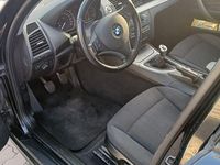 Second-hand BMW 116 122 CP (89 kW) 2007 Negru Hatchback