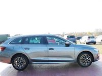Neu Skoda Octavia Selection 150 PS (110 kW) 2025 Grau Kombi