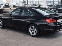 Gebraucht BMW 316 163 PS (119 kW) 2012 Schwarz Limousine