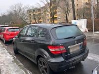 Gebraucht Mercedes B180 109 PS (80 kW) 2007 Schwarz Van / Kleinbus