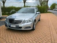 Gebraucht Mercedes E300 209 PS (153 kW) 2013 Silber Kombi