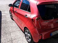 Gebraucht Kia Ceed 85 PS (62 kW) 2016 Rot Kleinwagen