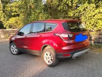 Gebraucht Ford Kuga Trend 120 PS (88 kW) 2019 Rot SUV