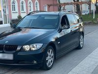 Gebraucht BMW 320 163 PS (119 kW) 2007 Schwarz Kombi