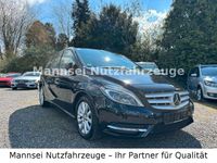 Gebraucht Mercedes B200 136 PS (100 kW) 2012 Schwarz Van / Kleinbus