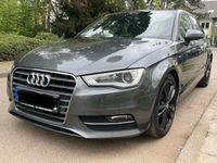 gebraucht Audi A3 2.0 TDI S line Sportback/Navi/Xenon/Keyless