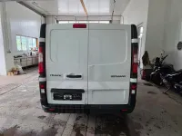 Gebraucht Renault Trafic 121 PS (88 kW) 2016 Weiß Van / Kleinbus