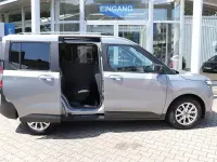Gebraucht Ford Tourneo Courier Titanium 125 PS (91 kW) 2024 Silber Van / Kleinbus
