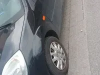Gebraucht Ford Fiesta 60 PS (44 kW) 2005 Blau Kleinwagen