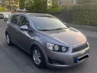 Gebraucht Chevrolet Aveo 95 PS (69 kW) 2012 Grau Kleinwagen