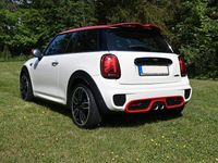 Gebraucht Mini John Cooper Works 231 PS (169 kW) 2021 Weiß Kleinwagen