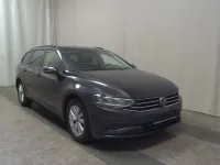 Gebraucht VW Passat 150 PS (110 kW) 2022 Grau Kombi