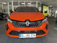 Gebraucht Renault Clio V Techno 91 PS (66 kW) 2025 Valenciaorange metallic Limousine