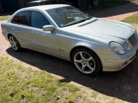 Gebraucht Mercedes E240 177 PS (130 kW) 2004 Silber Limousine