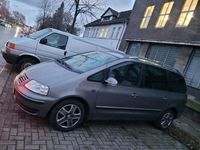 Gebraucht VW Sharan 140 PS (102 kW) 2006 Gold Van / Kleinbus