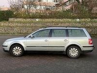 Gebraucht VW Passat 102 PS (75 kW) 2001 Grau Limousine