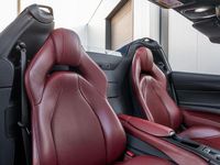 Second-hand Ferrari 812 799 CP (587 kW) 2023 Albastru Cabrio