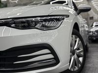 Gebraucht VW Golf Style 150 PS (110 kW) 2020 Weiß Limousine