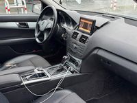 Gebraucht Mercedes C200 184 PS (135 kW) 2011 Grau Kombi