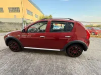 Gebraucht Dacia Sandero Stepway 84 PS (61 kW) 2011 Rot Limousine