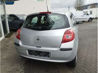 gebraucht Renault Clio 1.2 16V AUTHENTIQUE-AUS 2.HAND-IM KUNDENAUFTRAG