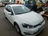 Gebraucht VW Golf VII Comfortline 86 PS (63 kW) 2015 Weiß Limousine