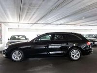 Gebraucht Audi A4 Ambiente 150 PS (110 kW) 2023 Brillantschwarz Kombi