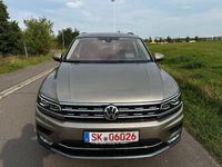 Gebraucht VW Tiguan Highline 179 PS (131 kW) 2017 Beige SUV