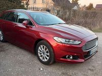Gebraucht Ford Mondeo Titanium 241 PS (177 kW) 2015 Rot Limousine