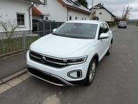 Gebraucht VW T-Roc Move 150 PS (110 kW) 2022 Weiß SUV