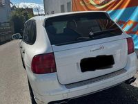 Second-hand Porsche Cayenne 250 CP (183 kW) 2006 Alb SUV