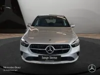 Gebraucht Mercedes B200 Advanced 163 PS (119 kW) 2025 Silber Van / Kleinbus