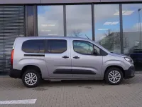 Neu Fiat Doblò 131 PS (96 kW) 2026 Silber Van / Kleinbus