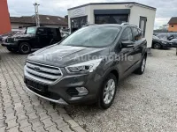 Gebraucht Ford Kuga Titanium 182 PS (133 kW) 2018 Grau SUV