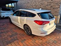 Gebraucht Ford Focus ST-Line 150 PS (110 kW) 2019 Weiß Kombi