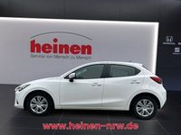 Gebraucht Mazda 2 Center-Line 75 PS (55 kW) 2016 Weiß Limousine