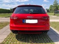 Gebraucht Audi S4 Ambiente 333 PS (244 kW) 2015 Rot Kombi
