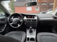 Gebraucht Audi A4 160 PS (117 kW) 2011 Grau Limousine