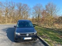 Usado VW Caddy 125 HP (91 kW) 2016 Cinzento Monovolume