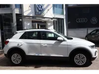 Usata VW T-Roc Life 150 CV (110 kW) 2023 Bianco SUV