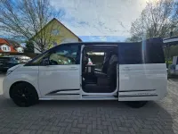 Gebraucht VW Multivan Edition 150 PS (110 kW) 2025 Weiß Van / Kleinbus